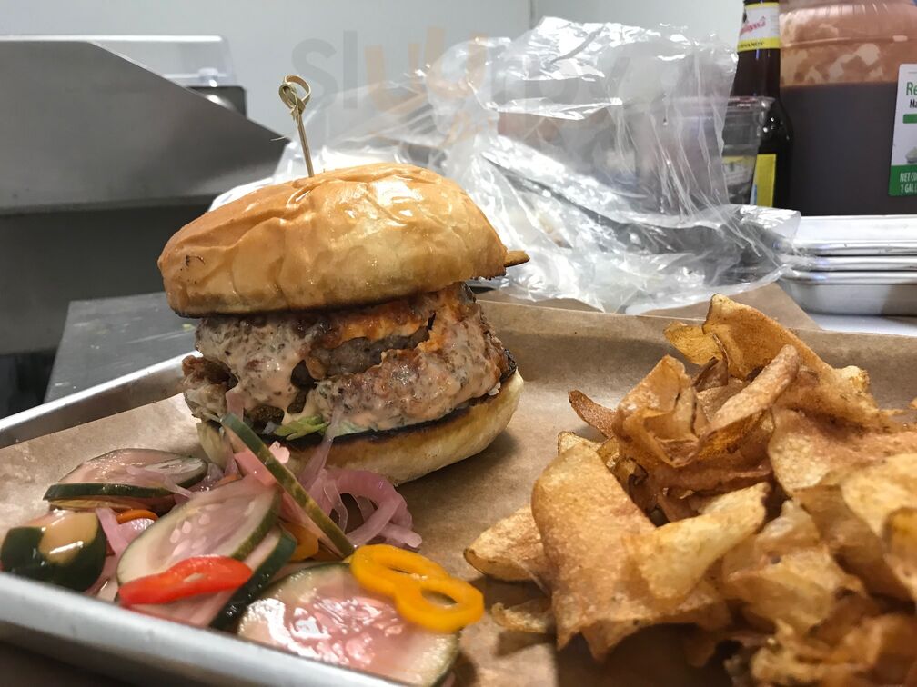 5th Ave Kitchen & Tap