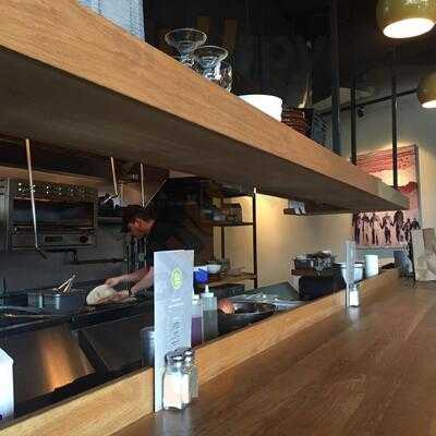 Cha Cha Cha Taqueria Moody