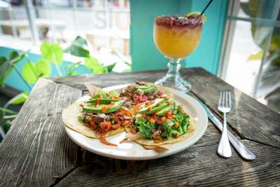 Cha Cha Cha Taqueria Moody