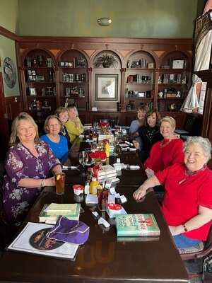 Fireside Restaurant & Tavern