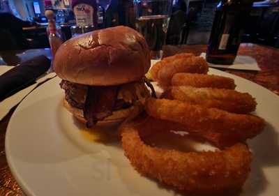 Fireside Restaurant & Tavern