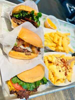 Shake Shack Mary Brickell Village