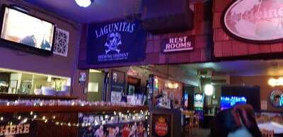 Jolly Roger Restaurant And Lounge