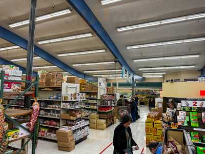 Hong Phat Food Center