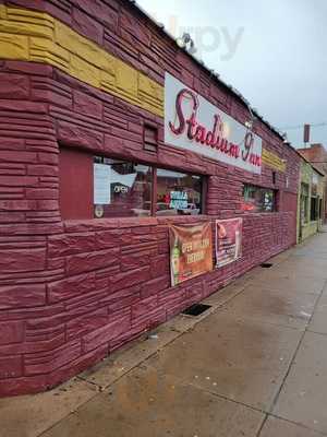 Stadium Inn