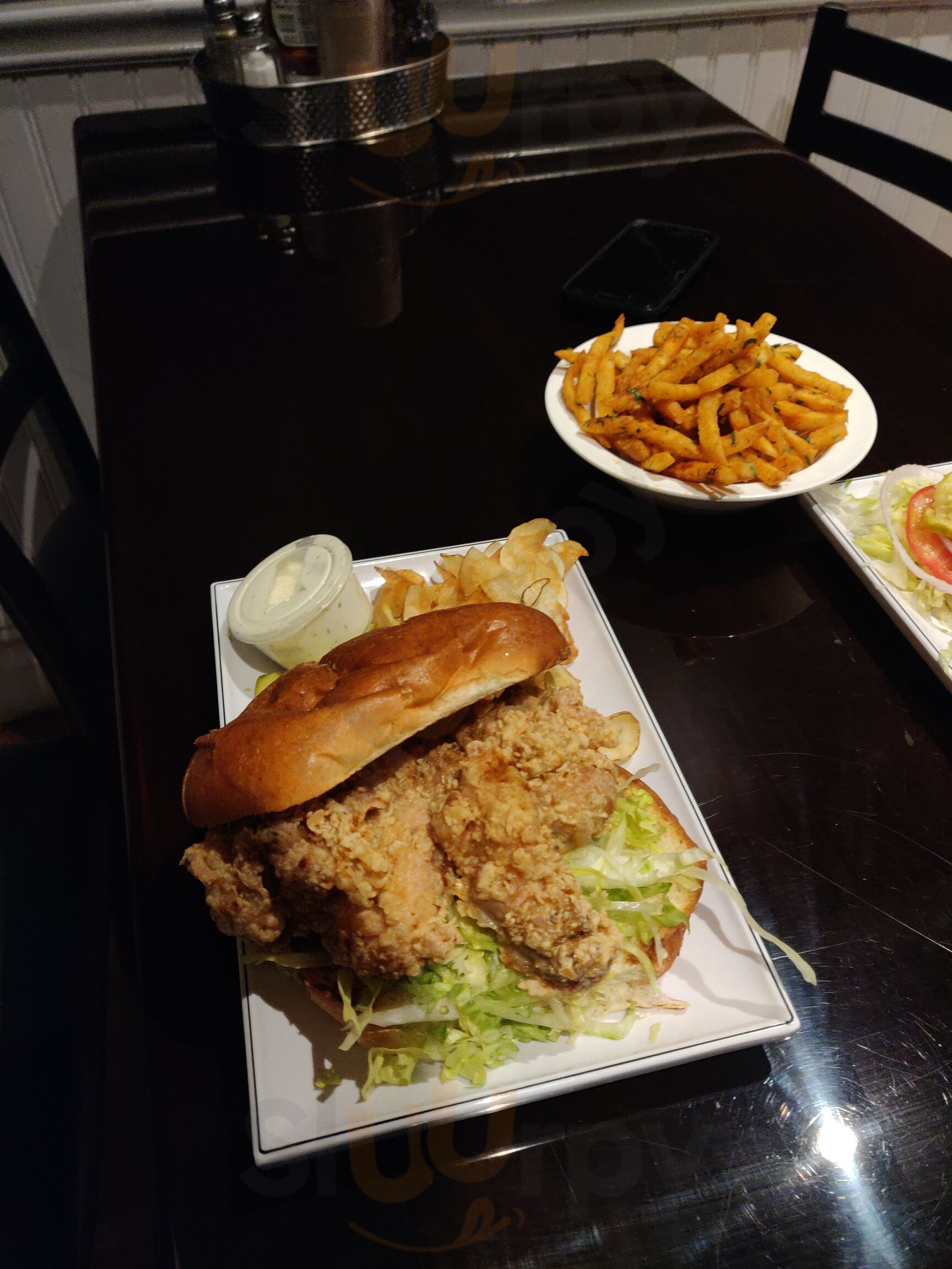 New Amsterdam Burger & Bar