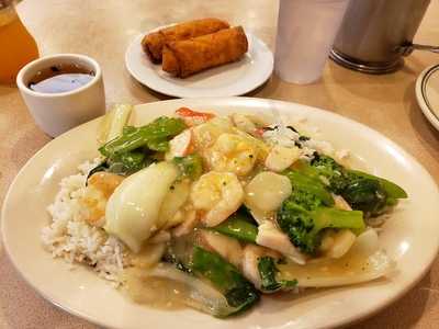 Three Happiness Restaurant