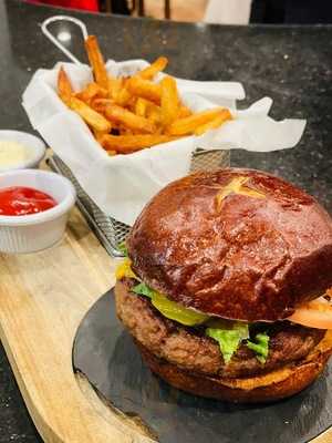 Lotus Cafe And Grill