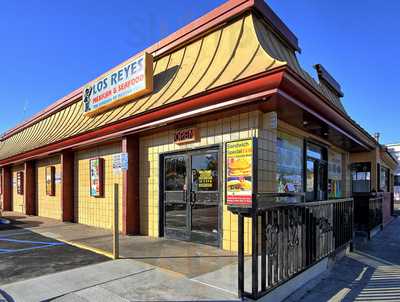 Los Reyes Mexican Food