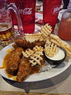 Pluckers Wing Bar