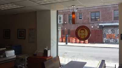 Max's Burgers & Steaks