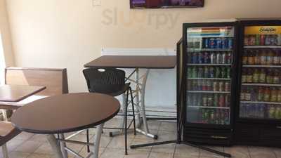 Max's Burgers & Steaks