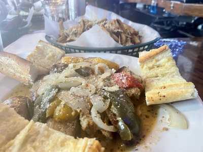 Turtle's Bar & Grill