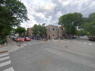 Turtle's Bar & Grill