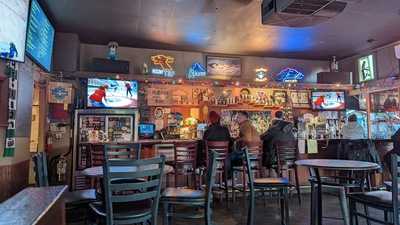 Mcpeets Portland Pub