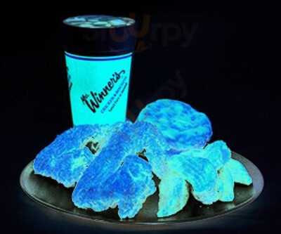 Mrs. Winner's Chicken & Biscuits