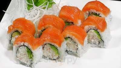 Niko Niko Sushi