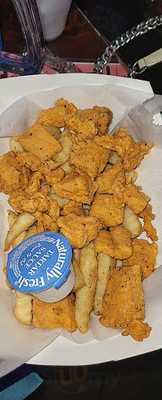 C & J Sports Bar & Grill