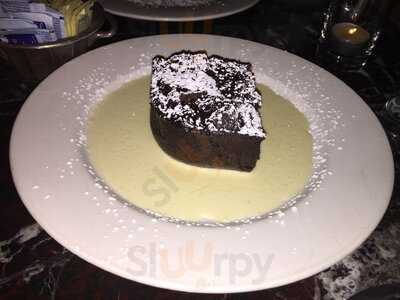 Petrarca Cucina E Vino