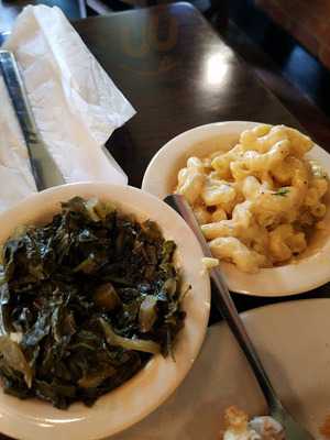 Low Country Seafood & Bbq House