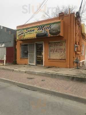 Chuyitas Taqueria