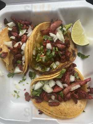 Chuyitas Taqueria