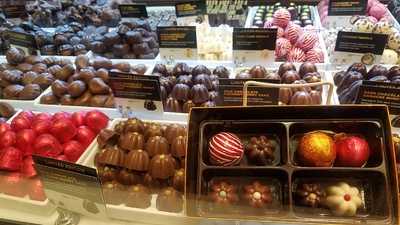 Godiva Chocolatier