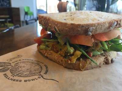 Fruits & Roots Cold Pressed Juice Bar - Wellness Bar