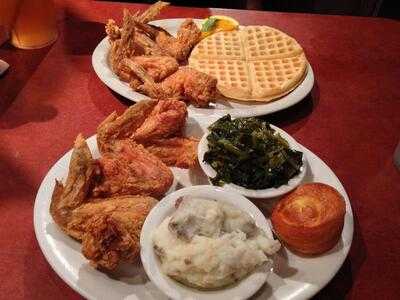 Glady's Knight And Ron Winans