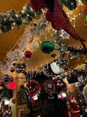 Papillon Bistro & Bar