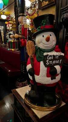 Papillon Bistro & Bar