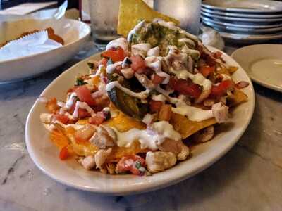 Papillon Bistro & Bar