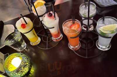 Flights Restaurant By Alex Hult - Las Vegas