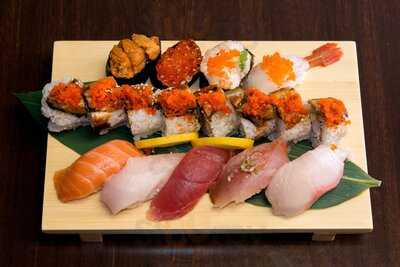 Yum Yum Sushi House