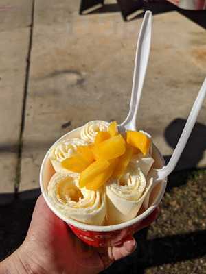 Taste- The Food Trailer At The Local