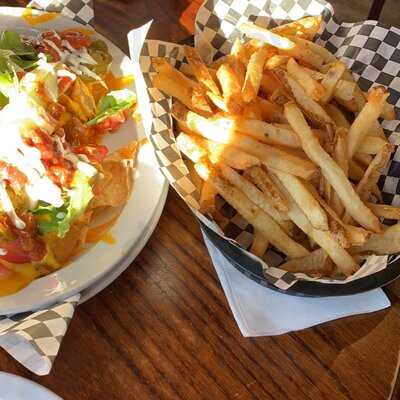 Output Lounge And Sports Bar