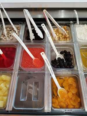 Fresh Cup Frozen Yogurt