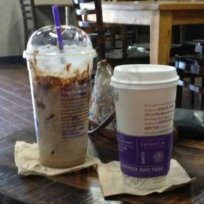 The Coffee Bean & Tea Leaf