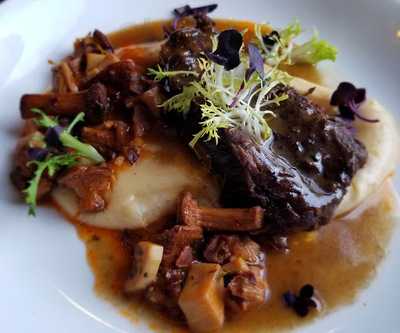 Manchester Bar And Grill