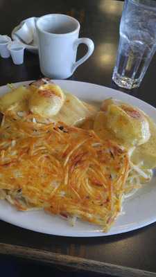 Tik Tok Restaurant & Bar