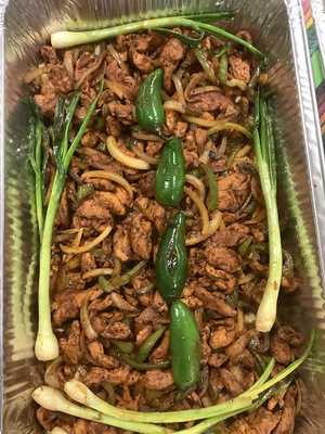 El Agazajo Bar & Grill