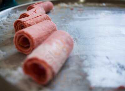 Frost N' Roll - Rolled Ice Cream