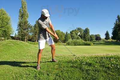 Colwood Bar And Grill