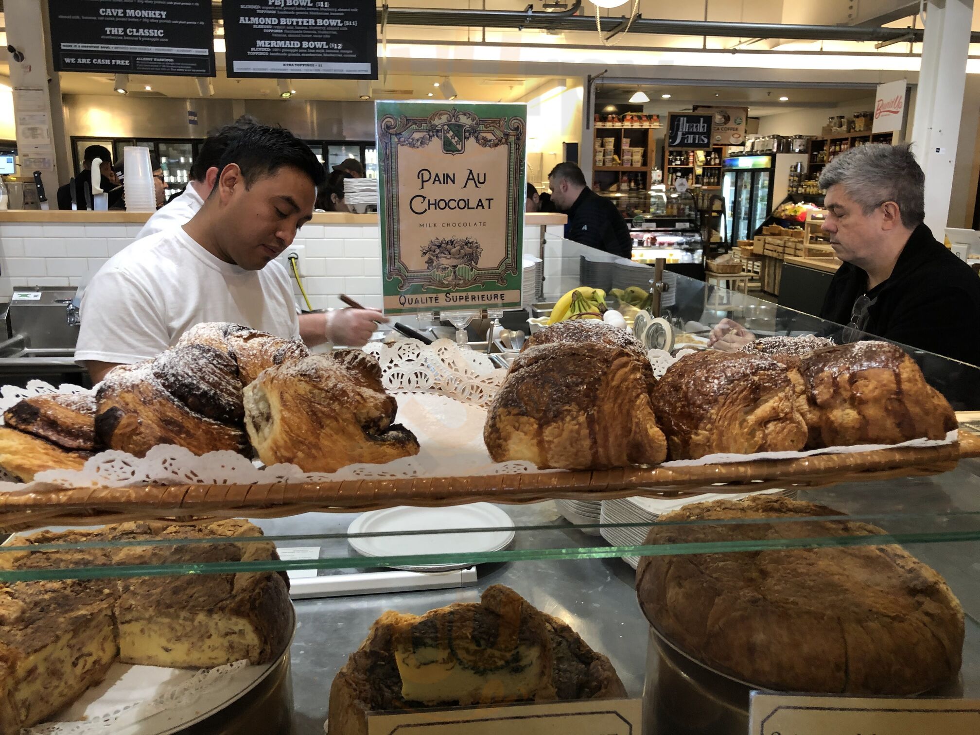 La Petite Lou Lou Creperie