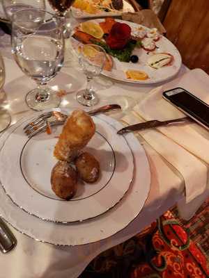 Golden Gates Restaurant