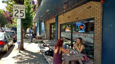 501 Silver Dollar Pizza