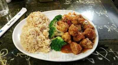 Chen's Asian Restruant