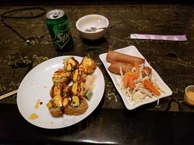 Chen's Asian Restruant