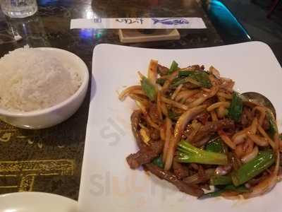 Chen's Asian Restruant