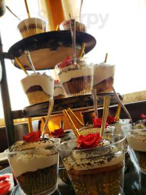 Green Callaloo Lounge